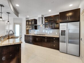 1910 Summer St in Houston, TX - Building Photo - Building Photo