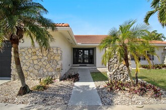 945 Bal Harbor Blvd in Punta Gorda, FL - Building Photo - Building Photo