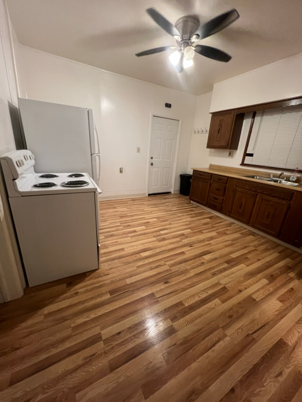 699 Oliver St in North Tonawanda, NY - Foto de edificio - Building Photo