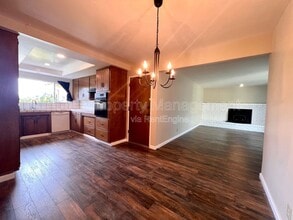 1221 La Canada Way in Salinas, CA - Building Photo - Building Photo
