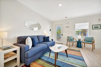 483 E Shore Dr in Clearwater, FL - Building Photo - Building Photo