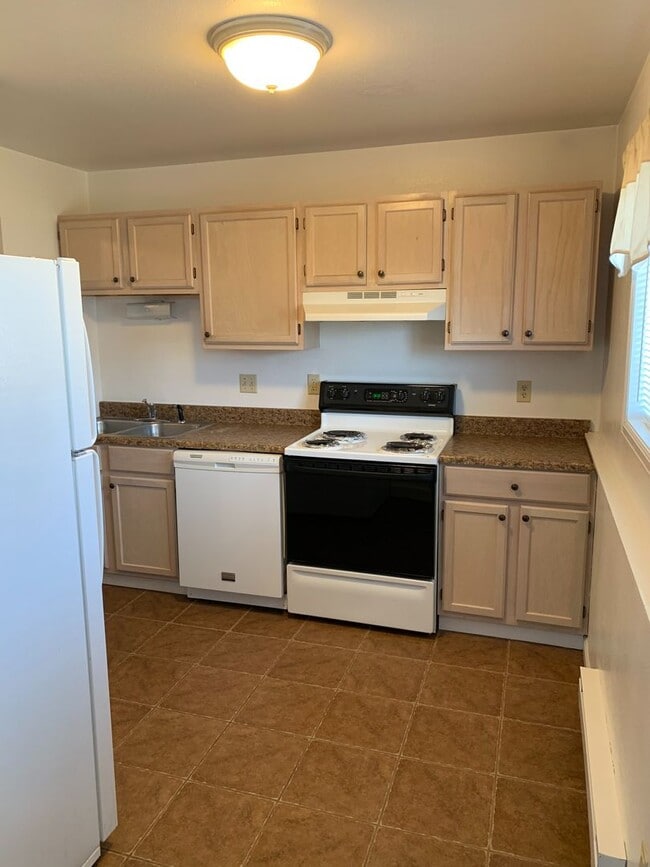 4961 King Arthur Way in Cheyenne, WY - Building Photo - Building Photo