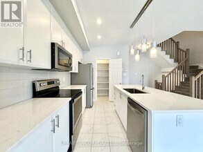 279 Pastel Way in Ottawa, ON - Building Photo - Building Photo