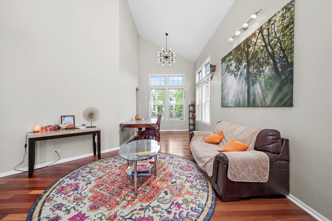 2227 Avalon Ct S in Buffalo Grove, IL - Building Photo - Building Photo