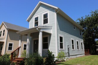 952 Alexander St in St. Augustine, FL - Building Photo - Building Photo