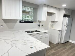 2617 W Rascher Ave in Chicago, IL - Building Photo - Building Photo