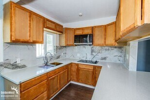 2227 Stewart Ave in Las Vegas, NV - Building Photo