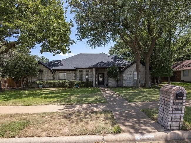 property at 1309 Oak Harbor Blvd
