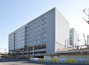 The G Apartments in Austin, TX - Building Photo - Building Photo