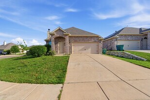 309 Jennie Marie Cir in Ferris, TX - Building Photo