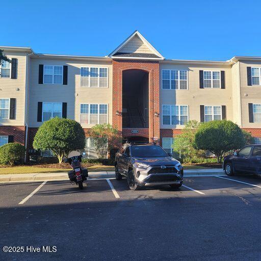 property at 2808 Bloomfield Ln