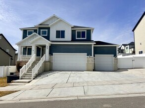 353 N High Ridge Rd in Saratoga Springs, UT - Building Photo - Building Photo