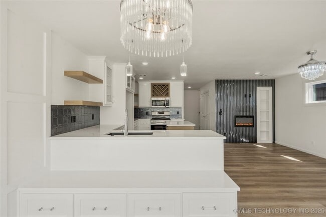 107 N Atlanta St, Unit A in Owasso, OK - Building Photo - Building Photo