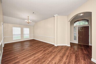 4807 Taylor Lake Ct in Richmond, TX - Building Photo - Building Photo