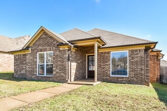 3080 Magnolia Dr in Hernando, MS - Building Photo - Building Photo