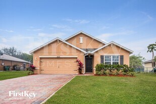 4406 SW 9th Ave in Cape Coral, FL - Building Photo