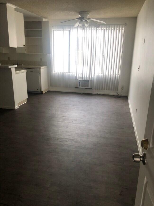 3755 Vinton Ave Rentals in Los Angeles, CA