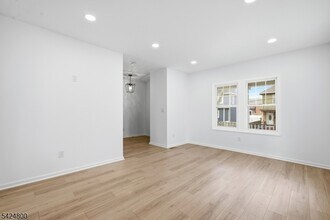 40 Edgewood Rd in Glen Ridge, NJ - Building Photo - Building Photo