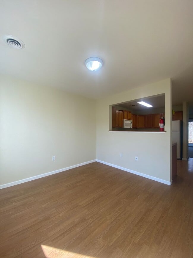 107 Winchester Ct in State College, PA - Building Photo - Building Photo
