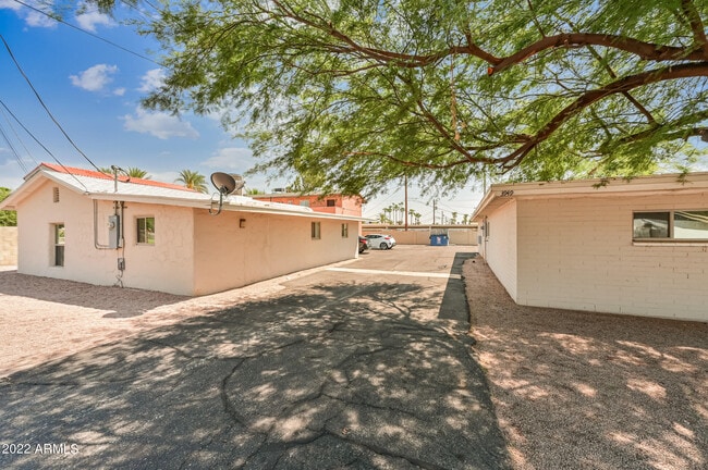 property at 3949 E Earll Dr
