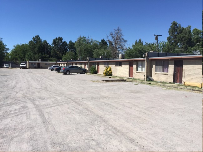 Conlee Complex in Las Cruces, NM - Foto de edificio - Building Photo