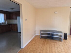 130 Bliss St in East Providence, RI - Building Photo - Building Photo