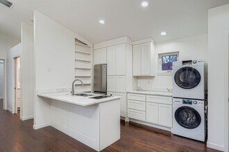 2290 Nicholl St E in Boulder, CO - Building Photo - Building Photo