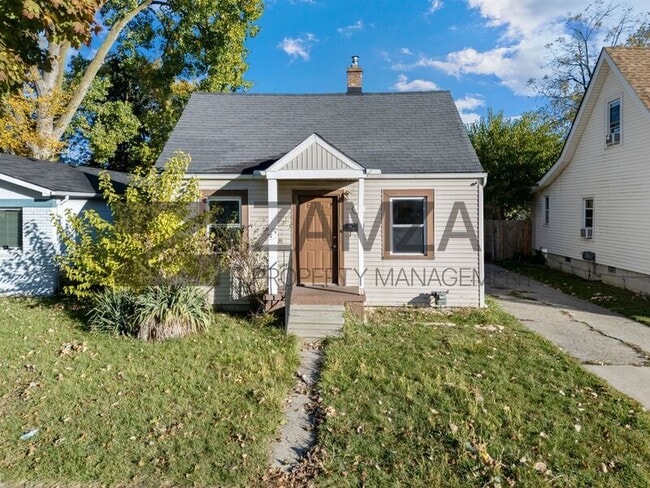 property at 7583 Hudson Ave