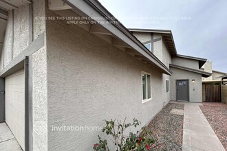 11252 N 82nd Ave in Peoria, AZ - Building Photo - Building Photo