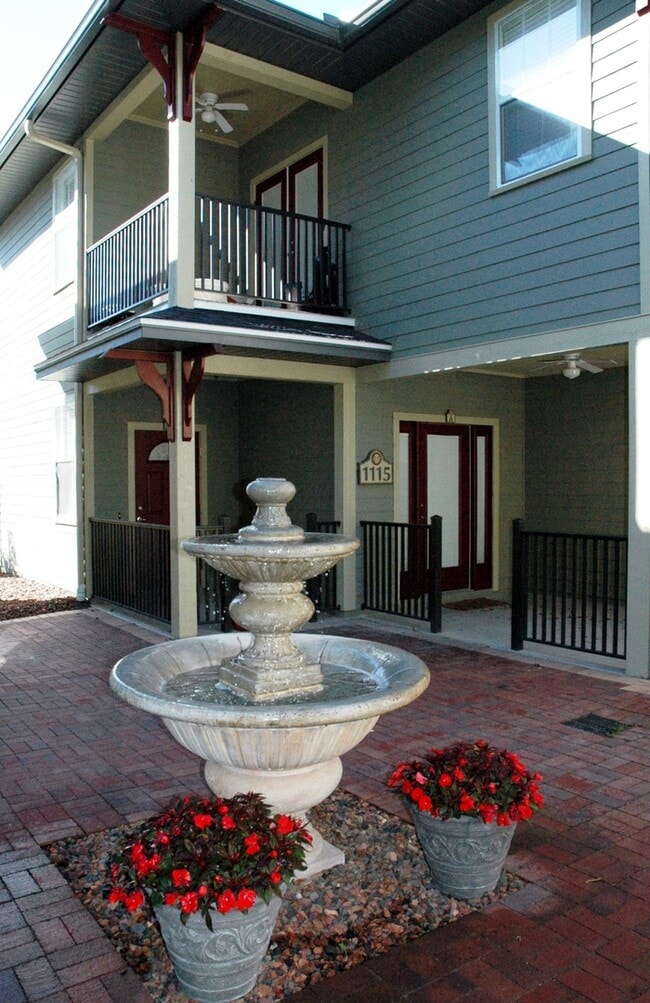 property at 1115 SW 6th Ave