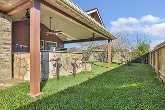 21629 Twitch Ct in Porter, TX - Building Photo - Building Photo