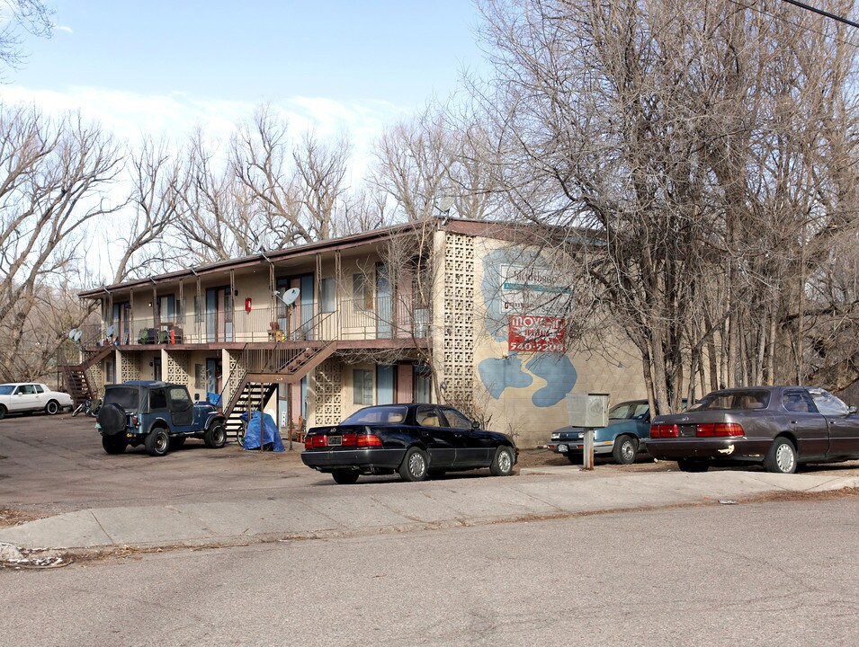 Shadybrook Apartments in Colorado Springs, CO - Building Photo