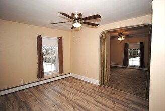 79 School St in Northbridge, MA - Building Photo - Building Photo