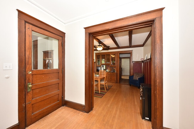 2853 N Murray Ave, Unit 2853 in Milwaukee, WI - Building Photo - Building Photo