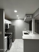 1701 W Tuckey Ln in Phoenix, AZ - Building Photo - Building Photo