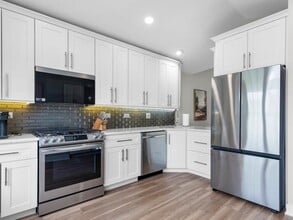 422 Cromwell Cir in Bartlett, IL - Building Photo - Building Photo