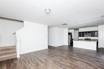 501 Canoe Way in Crowley, TX - Building Photo - Building Photo