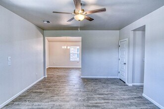 2723 Varenna Ln in Norman, OK - Building Photo - Building Photo