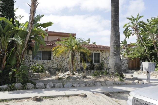 9572 Maureen Dr in Garden Grove, CA - Building Photo - Building Photo