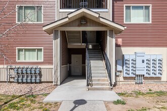 COPPER CREEK in Colorado Springs, CO - Foto de edificio - Building Photo