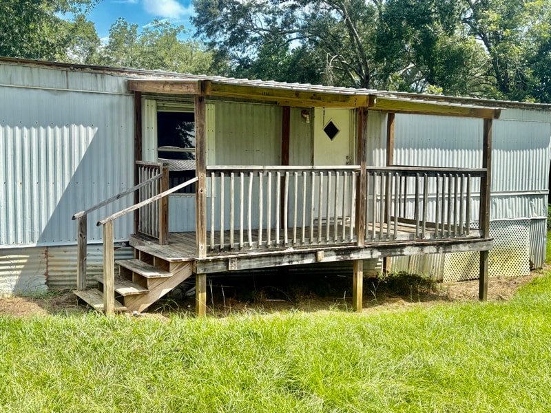 1056 Pecan Dr in Fernwood, MS - Building Photo