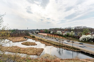 4650 Washington Blvd in Arlington, VA - Building Photo - Building Photo