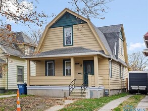 1407 Foster Ave in Toledo, OH - Building Photo - Building Photo