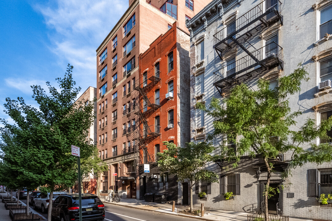 300 West 10th Street in New York, NY - Foto de edificio