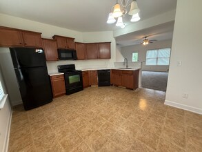 387 Brooklet Ct in Murfreesboro, TN - Building Photo - Building Photo
