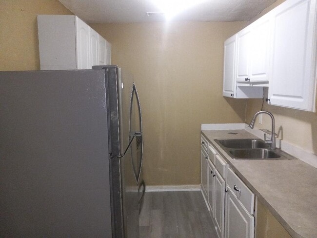 7909 50th Ave N in St. Petersburg, FL - Building Photo - Building Photo