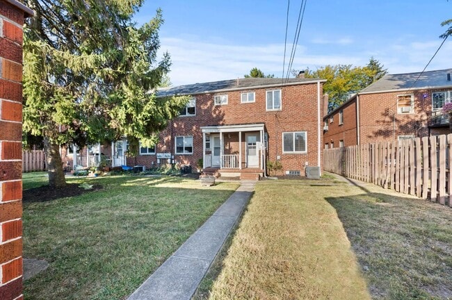 1656-1662 Northwest Blvd in Columbus, OH - Building Photo - Building Photo