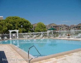 5545 Devonbriar Way-Unit -#203 in Orlando, FL - Building Photo - Building Photo