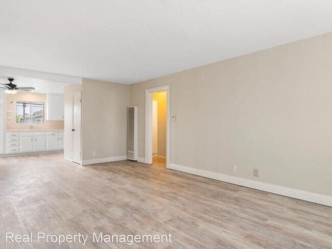 209 W Escalones in San Clemente, CA - Building Photo - Building Photo