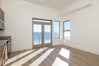 Sandcastle Revere Beach in Revere, MA - Foto de edificio - Interior Photo